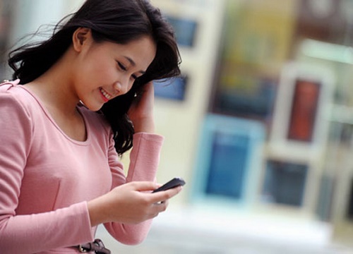 Cá tháng 4 giả vờ nhắn tin 'cắm sừng' bạn gái để rồi nhận được câu trả lời sốc ngất