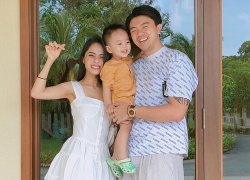 Sau ồn ào 'quẩy tung nóc' trên bar, ông xã ngọt ngào với ca nương Kiều Anh: 'Yêu em nhất trên đời'