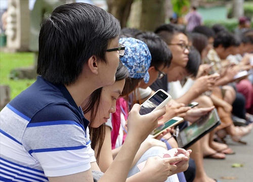 Tọa đàm "Văn hóa ứng xử của giới trẻ trên mạng xã hội": Tỉnh táo trong thế giới ảo