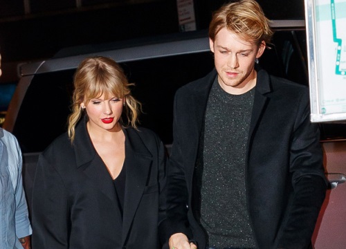 Taylor Swift chuẩn bị kết hôn với bạn trai cực phẩm, thậm chí còn ganh đua với mỹ nhân "Người Nhện"?