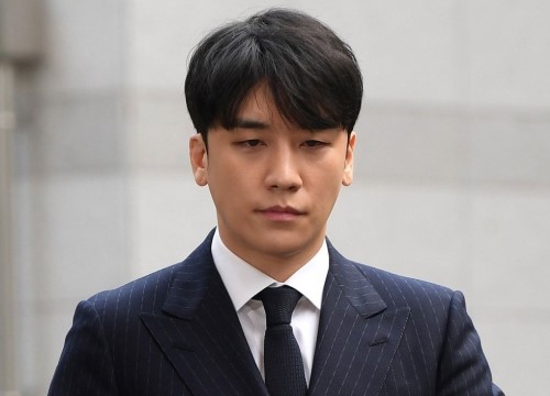 Nhìn lại những thần thượng K-Pop buộc phải rời khỏi nhóm trong năm 2019 vì scandal
