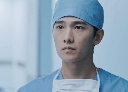 Dương Dương đơ toàn tập ở phim chống dịch Cùng Nhau, visual xịn không "độ" nổi diễn xuất rồi!
