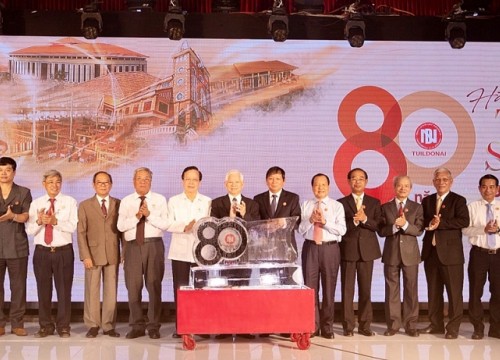 Gạch ngói Đồng Nai kỷ niệm 80 năm thành lập