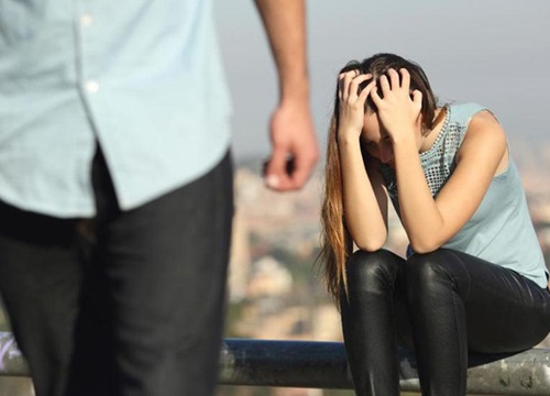 'Chia tay đòi quà', bạn trai cũ lật mặt làm trò bỉ ổi