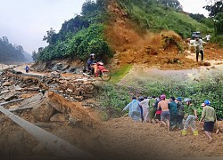 Victims who survived the landslide in Quang Nam were shocked to recount. Quang Ngai 2 young people almost died because of dangerous barriers