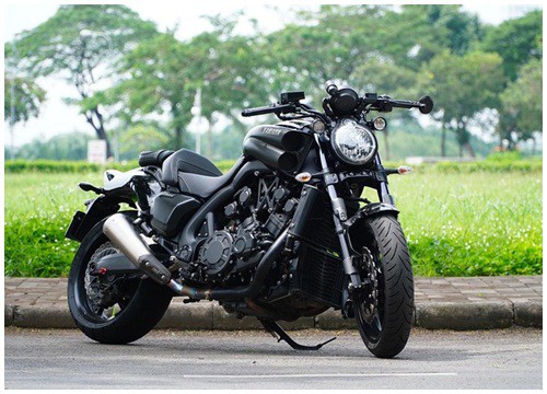 Yamaha VMAX 2016 ngang giá Toyota Yaris G đời mới