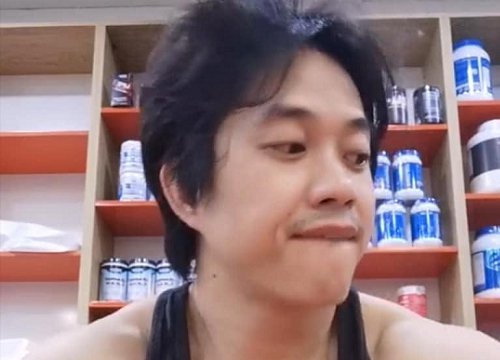Chưa đầy 1 ngày, clip 'gym chúa' vòng tay xin lỗi gia đình nghệ sĩ Chí Tài hút lượt view 'khủng', lọt top thịnh hành Youtube
