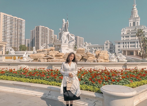 Loạt ảnh check-in "sống ảo" tại ngôi trường có học phí đắt đỏ bậc nhất Việt Nam được chia sẻ rầm rộ