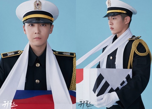 Vở nhạc kịch quân đội 'Return: The Promise of the Day' tung hàng loạt poster quân đội cực ngầu của D.O, Xiumin, Lee Hongki, fans lập tức muốn nhập ngũ