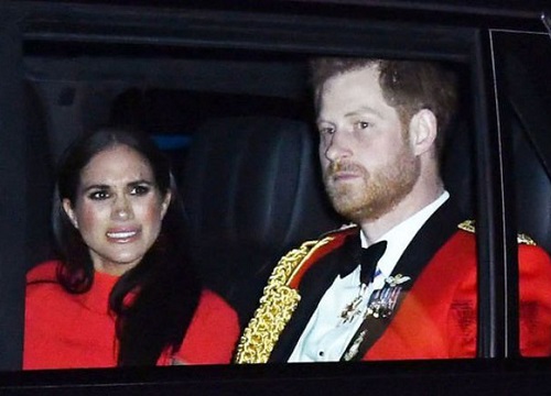 Tham vọng làm diễn giả kiếm triệu đô, nhà Meghan Markle nhận gáo nước lạnh khi bị nhận xét: "Không ai muốn trả tiền để nghe họ nói"
