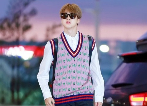 Jimin (BTS) ăn mặc đẹp, chăm dùng hàng hiệu đắt đỏ