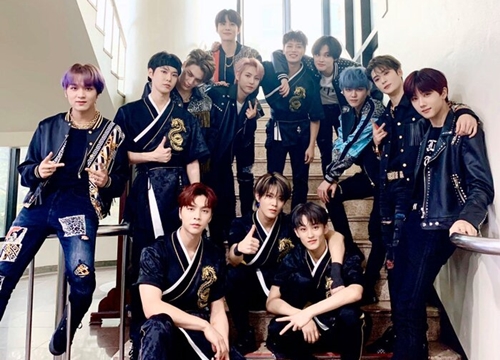 Taeyong vắng mặt vì lý do sức khỏe, main vocal Jaehyun gây bất ngờ khi cân luôn phần rap trong 'Kick It' (NCT)