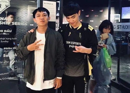 Vô tình lọt vào khung hình của fan GAM, Minh Nghi vẫn khiến dân mạng nức nở vì 'đáng yêu như nhân vật anime'