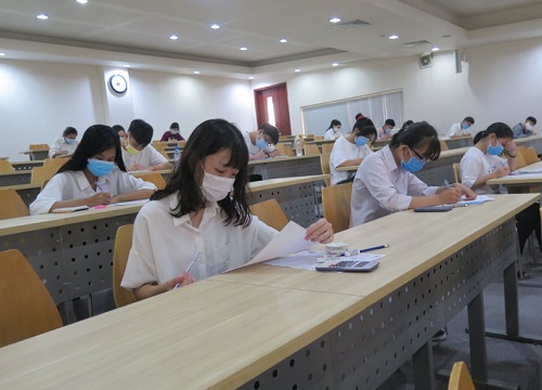 Gần 30.000 thí sinh bỏ thi Đán.h giá năng lực của ĐHQG TPHCM