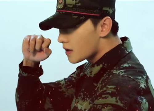 Dương Dương chẳng ngại vượt sông băng rừng nhưng "khóc thét" khi cắt hành ở trailer Đặc Chiến Vinh Diệu