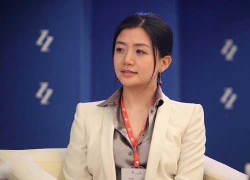 Nữ tỷ phú xinh đẹp từng là 'cánh tay phải' của Jack Ma