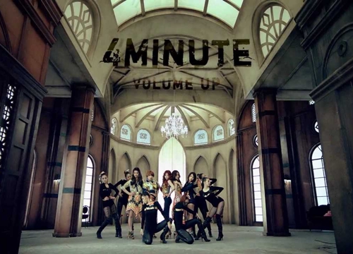 Nhóm nữ đình đám Kpop từng ra mắt MV hát tiếng Ấn Độ nghe như... tiếng mẹ đẻ, lại thêm vũ đạo uốn éo giữa đồng ruộng khiến fan cười bò