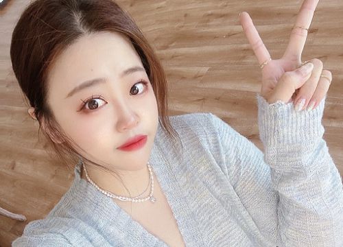 Ngỡ ngàng với nhan sắc hiện tại của đàng gái trong "cặp đôi đũa lệch" hot nhất Trung Quốc