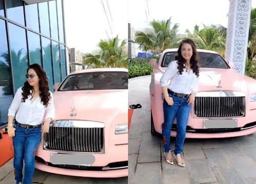 CEO Đại Nam cho dân tình "rửa mắt" với Rolls-Royce hồng "bánh bèo" mui trần 2 cửa, phán luôn: Có mấy triệu đô, rẻ mà!