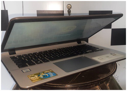 Ăn trộm laptop còn dám gửi email dọa nạt, kẻ xấu nói gì mà khiến dân tình đồng loạt "quay xe"?