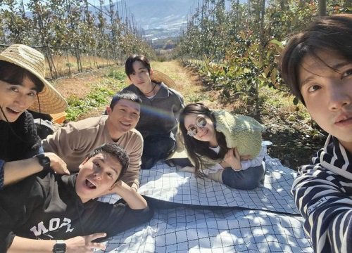 Bức ảnh hội tụ dàn sao khủng nhất Kbiz: Choi Ji Woo lộ diện sau tin bị "cắm sừng", ma cà rồng nhà YG át cả Cha In Pyo - Changmin