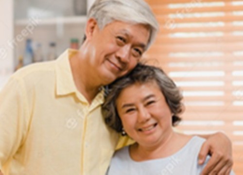 Cụ ông U80 muốn cải thiện chuyện 'chăn gối' để chiều vợ hồi xuân
