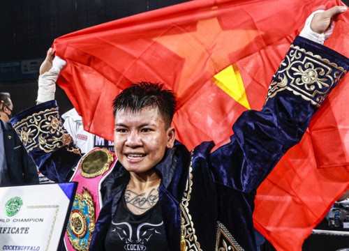 Nữ võ sĩ Việt đầu tiên vô địch boxing thế giới: "Nhiều người hỏi tôi Việt Nam ở đâu?"