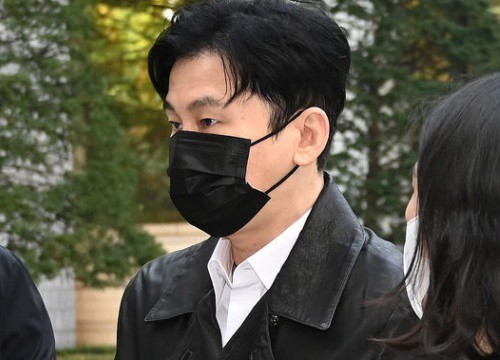 Yang Hyun Suk hầu tòa