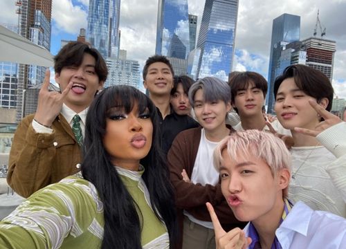 BTS 'bể kèo' trình diễn tại AMA 2021, 'thám tử' ARMY tìm ra nguyên nhân