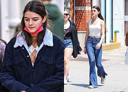 Suri Cruise lộ diện lần đầu sau tin đồn đoàn tụ với bố, náo loạn cả phố vì visual xinh xắn át cả loạt khuyết điểm dậy thì