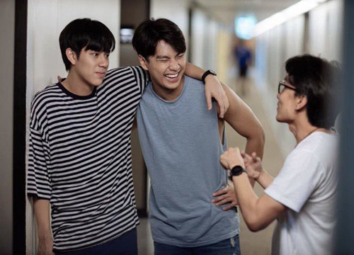 Cặp đam mỹ của hot boy gốc Việt bị nhà đài "xé tan nát" dù đang rất hot, kẻ thứ 3 là mỹ nhân Vườn Sao Băng bản Thái?