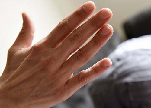 Gửi Trang: Hành động "dạy dỗ" con chồng bằng roi mây, dù là dạy thật hay "dạy vờ" thì đều là cách giáo dục THẤT BẠI NHẤT!