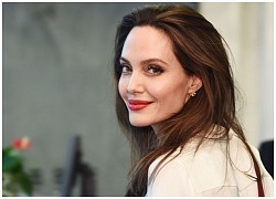 Angelina Jolie - From a spoiled princess, 2 times brought the reputation of &quot;small tam&quot; to a top Hollywood star