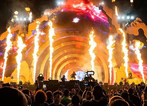 Thông điệp từ gia đình 10 nạn nhân gửi Travis Scott