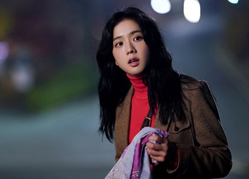 Jisoo (BLACKPINK) ơi! Đường đẹp không đi, sao lại đâm đầu vào Snowdrop vậy?