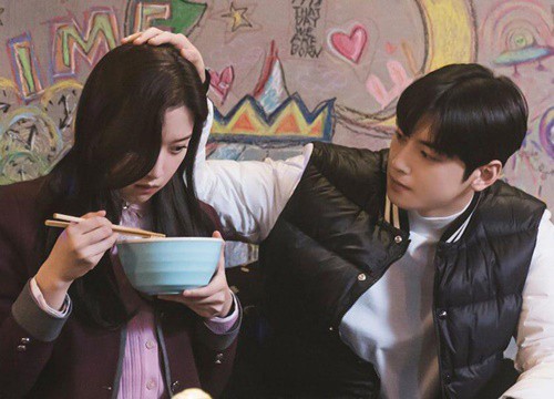 5 câu hỏi cần gấp đáp án ở tập cuối True Beauty: Moon Ga Young ngó lơ nam chính, về bên nam phụ bad boy?