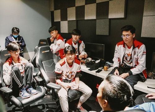 Một giải đấu eSports Việt phải tạm hoãn vì Covid-19