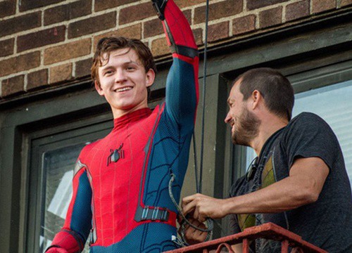 "Nhện nhí" Tom Holland hớ miệng thừa nhận chi tiết Spider-Man góp mặt ở tập cuối WandaVision?