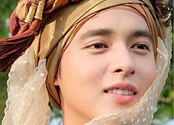 James Jirayu - 'Hoàng tử nụ cười' Thái Lan ra mắt album lấn sân làm ca sĩ