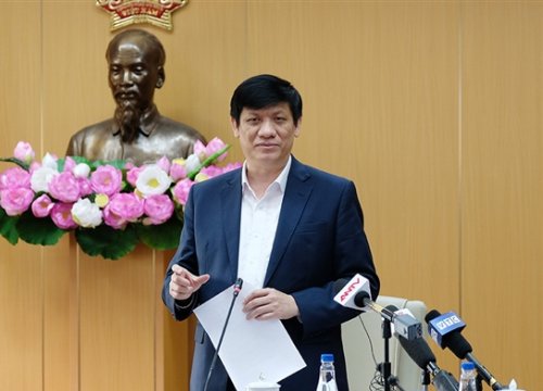 Bộ trưởng Y tế: Tiêm vaccine không thể đảm bảo phòng COVID-19 được 100%