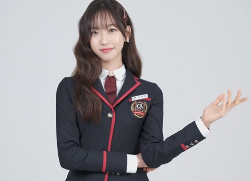 Rich kid Seok Kyung tiếp tục gân cổ khiêu khích luôn bố ruột trong Penthouse tập 5, khán giả cám cảnh: "Leo lên trần Hera Palace ngồi luôn đi chị!"