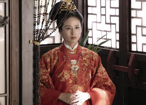 'Cẩm tâm tựa ngọc' gây cười vì cảnh cơ thể biến dạng của Dĩnh Nhi