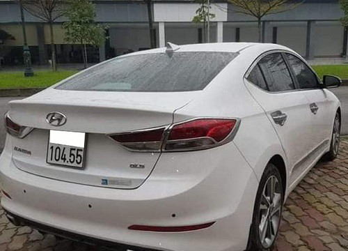 Tự tin khoe xe có thể 'check hãng toàn quốc', chủ nhân Hyundai Elantra nhanh chóng bị CĐM vạch trần sự thật