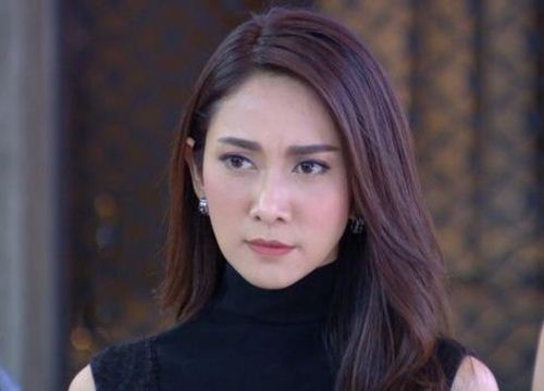 Vô tình biết mẹ chồng xúi con trai đem tiền giữ hộ, nàng dâu phản pháo cực rắn khiến bà rơi cả cốc nước trên tay