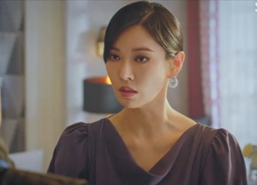 'Penthouse 2' tập 8: Vừa ăn một cú tát trời giáng, Eunbyul lại bị Ju Dan Tae báo cảnh sát bắt giữ vì tội giết người?