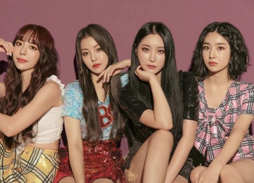 Bất ngờ BXH 30 ca sĩ hot nhất xứ Hàn: Nhóm nữ hiện tượng "đè bẹp" BLACKPINK, vượt cả IU đấu tay đôi với BTS