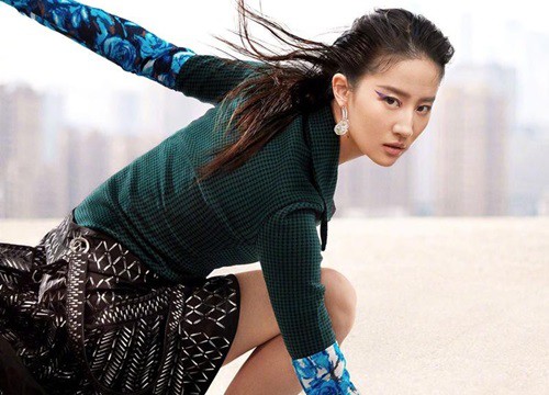Lưu Diệc Phi hóa "đả nữ" trên bìa VOGUE, khẳng định đẳng cấp đại sứ thương hiệu hàng đầu