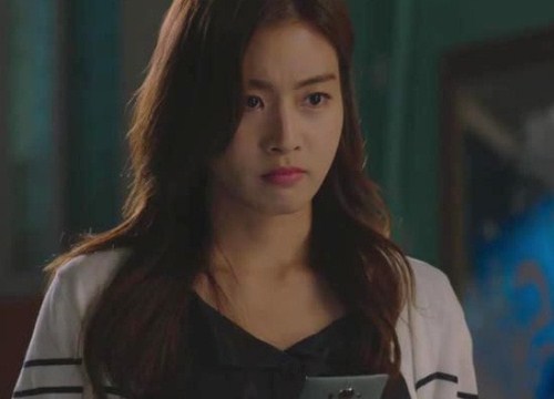 Nói gãy lưỡi mới được lắp điều hòa, nào ngờ chồng phán 'Để hàng xóm biết mình có, chứ bật làm gì tốn điện', vợ thẳng tay trị gã bủn xỉn