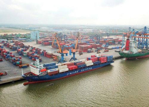 4 tháng đầu năm, vẫn xuất siêu nhưng giảm hơn nửa tỷ USD so với năm trước