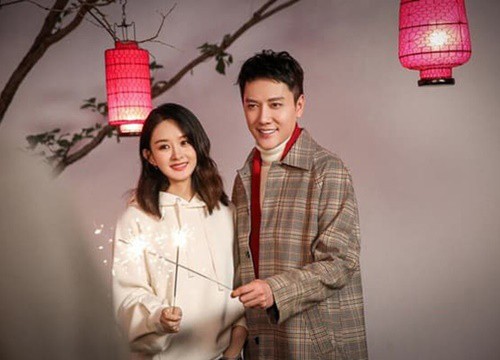 Triệu Lệ Dĩnh ly hôn, tượng sáp ngoài đời của cặp Minh Lan Truyện cũng tự biết "né nhau"?